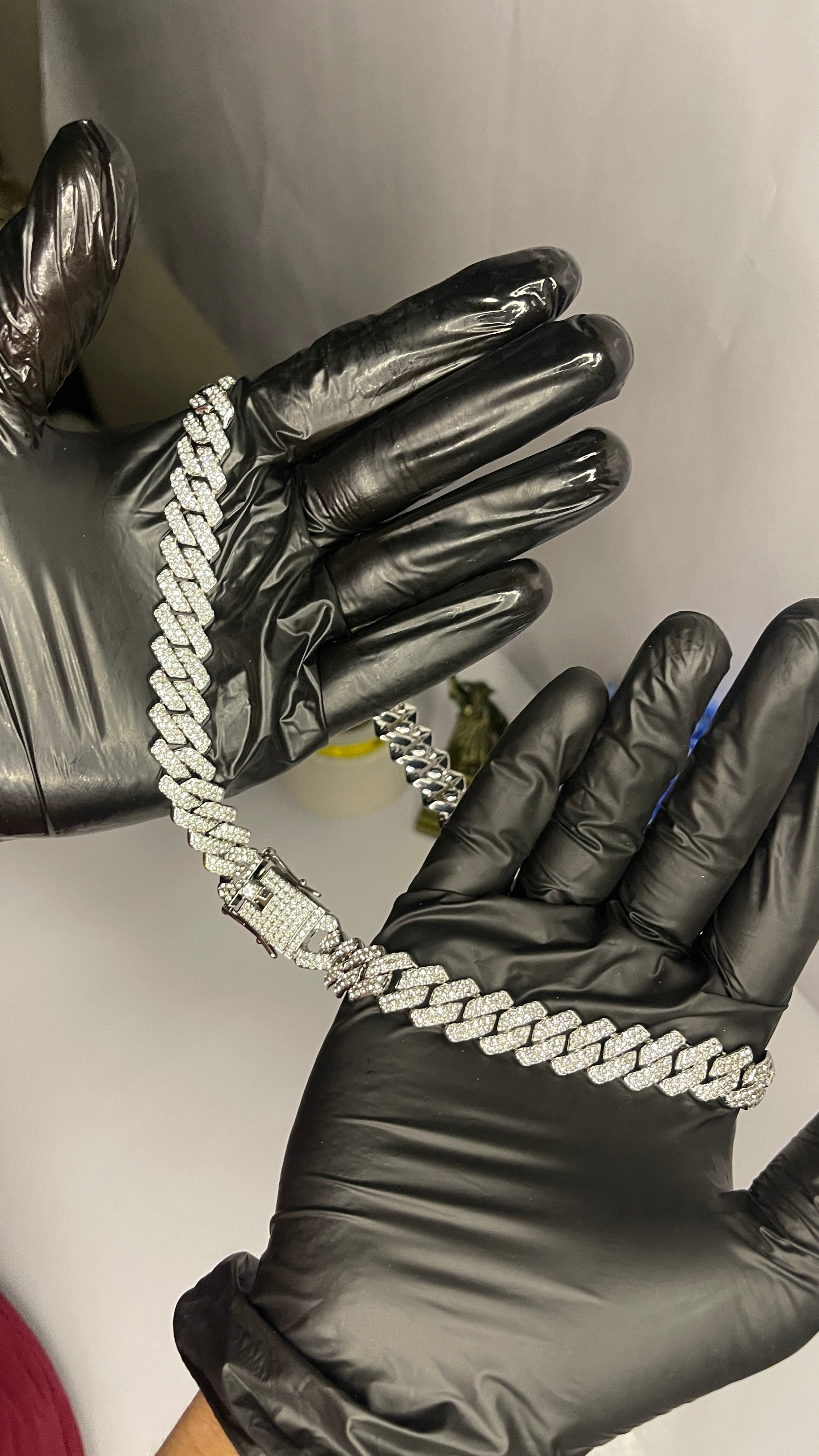 Iced cubic luxury chain,karan aujla vvs chain